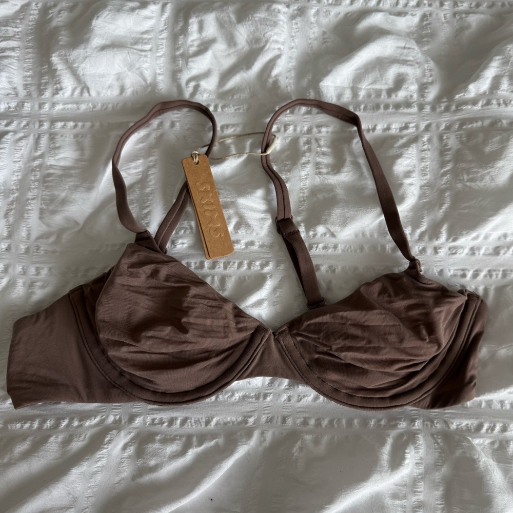 NWT Skims Padless Bra in Brown 34A